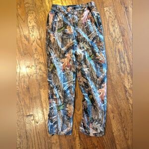 Truetimber Camouflage Cargo Lined Hunting Pants Youth XL Or women XS